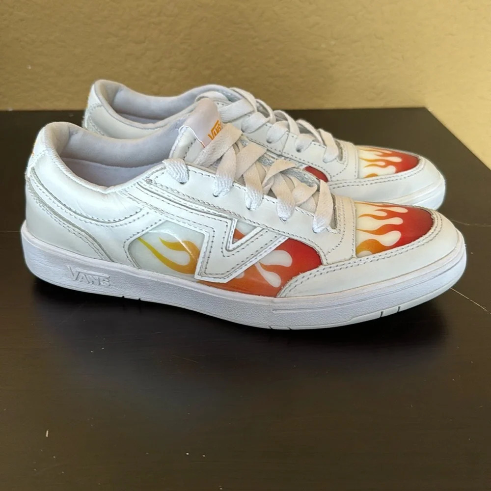 VANS Lowland Cc True White Flame Sneakers Skate Shoes MenSize 5.5 / Women size 7
